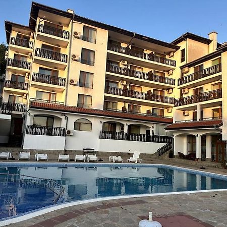 Spacious Fully Furnished Studio In Kavarna Apart Hotel Kültér fotó