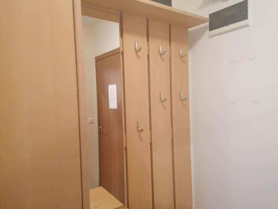 Spacious Fully Furnished Studio In Kavarna Apart Hotel Kültér fotó