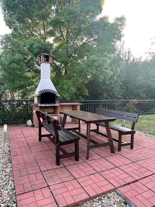 Spacious Fully Furnished Studio In Kavarna Apart Hotel Kültér fotó